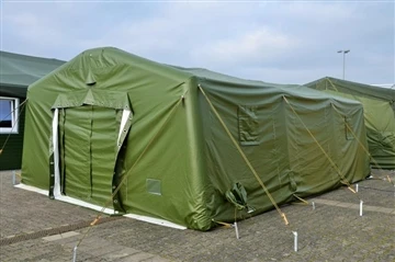 Skirtumas tarp pripučiamos palapinės ir paprastos metalinės palapinės